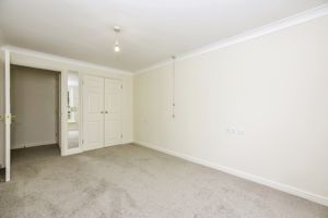 Bedroom- click for photo gallery